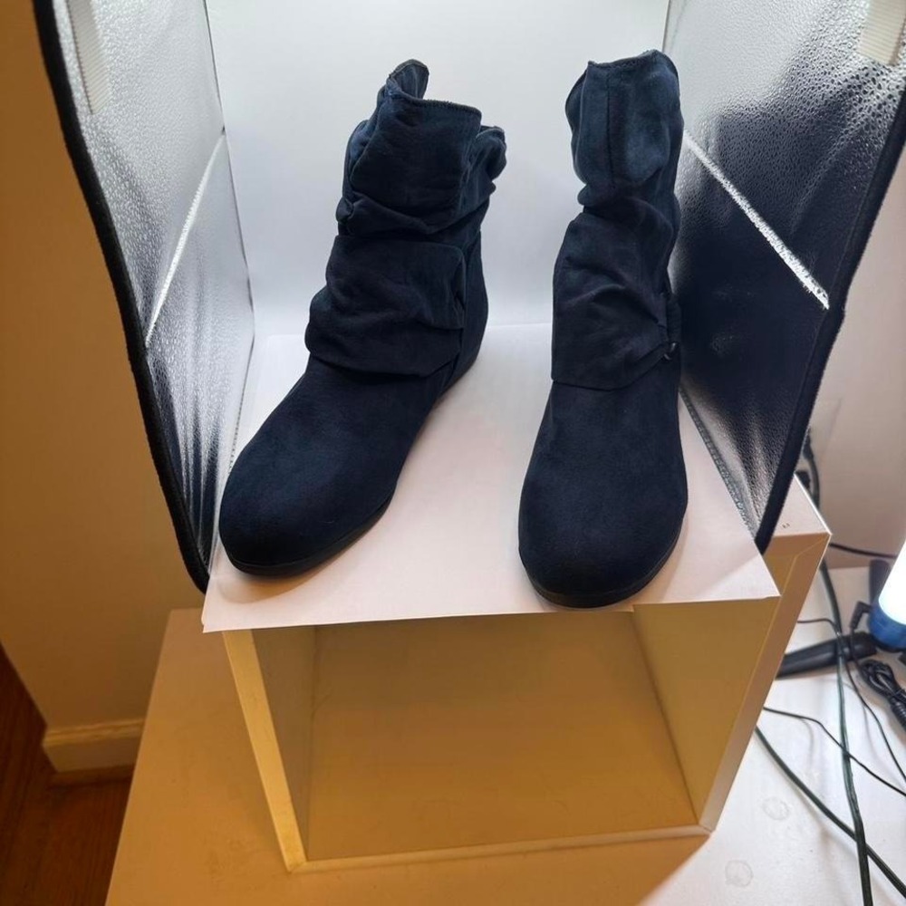 Cloud walkers navy ankle boots